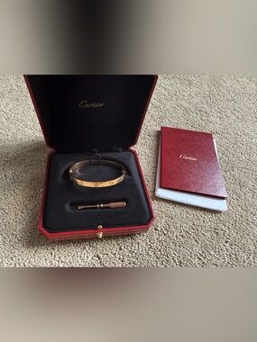 Authentic Cartier love bracelet classic model